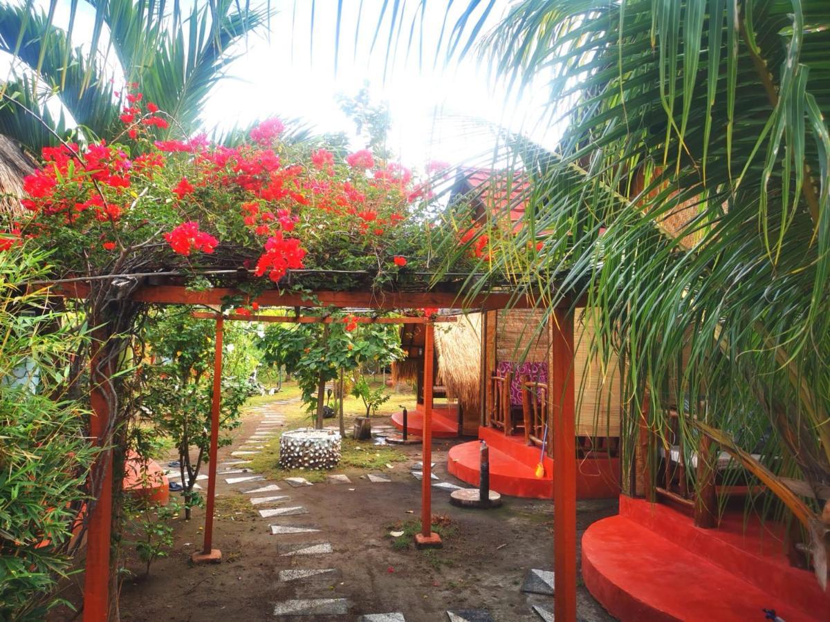 Kampung Meno Bungalows Гили-Мено Экстерьер фото