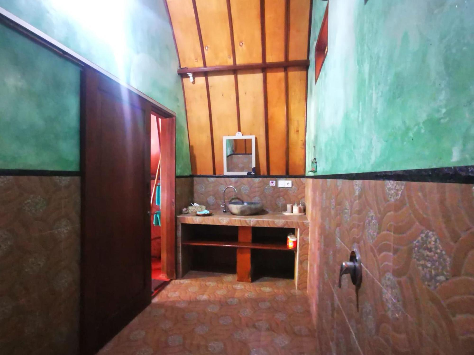 Kampung Meno Bungalows Гили-Мено Номер фото