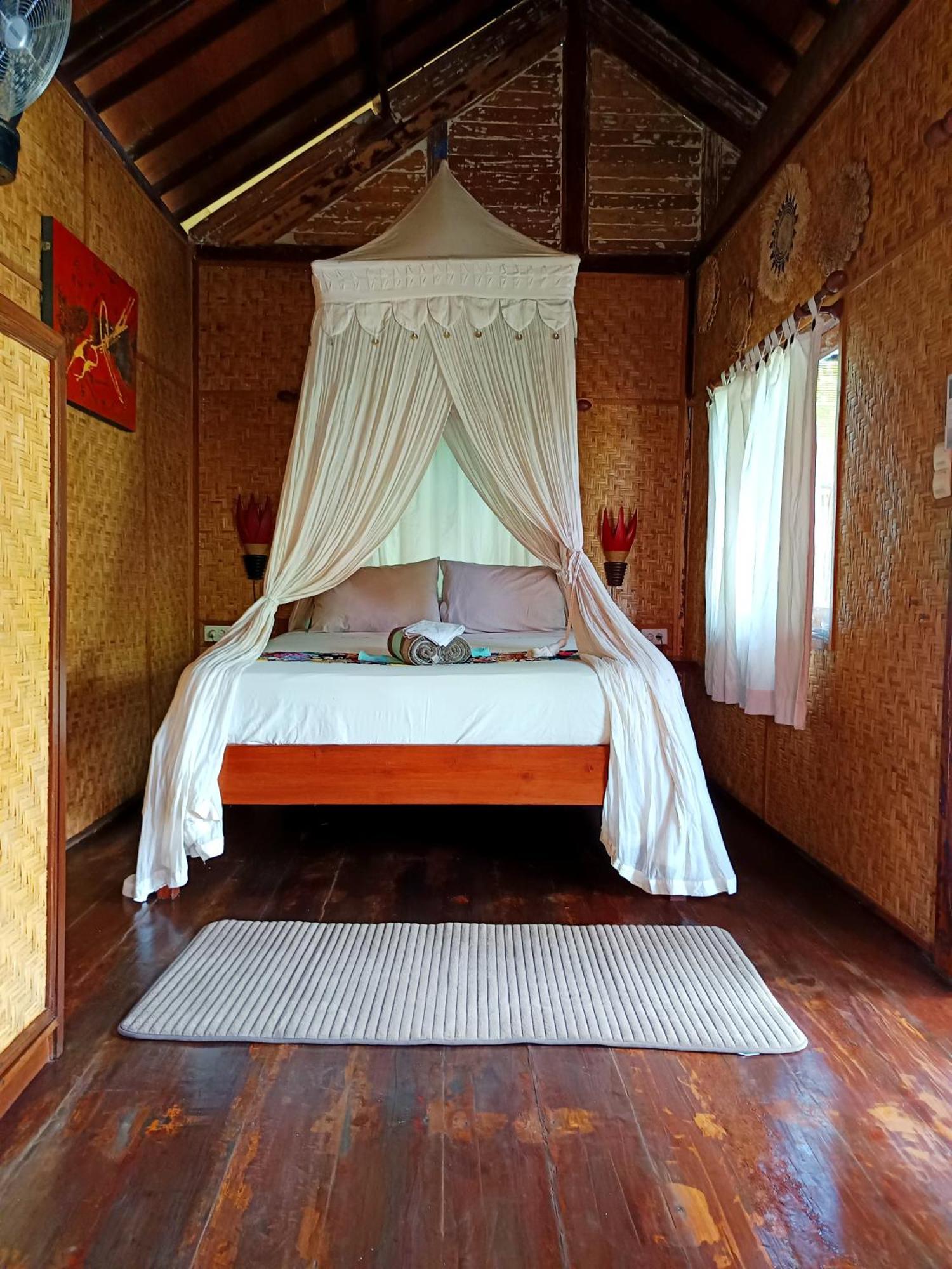 Kampung Meno Bungalows Гили-Мено Экстерьер фото