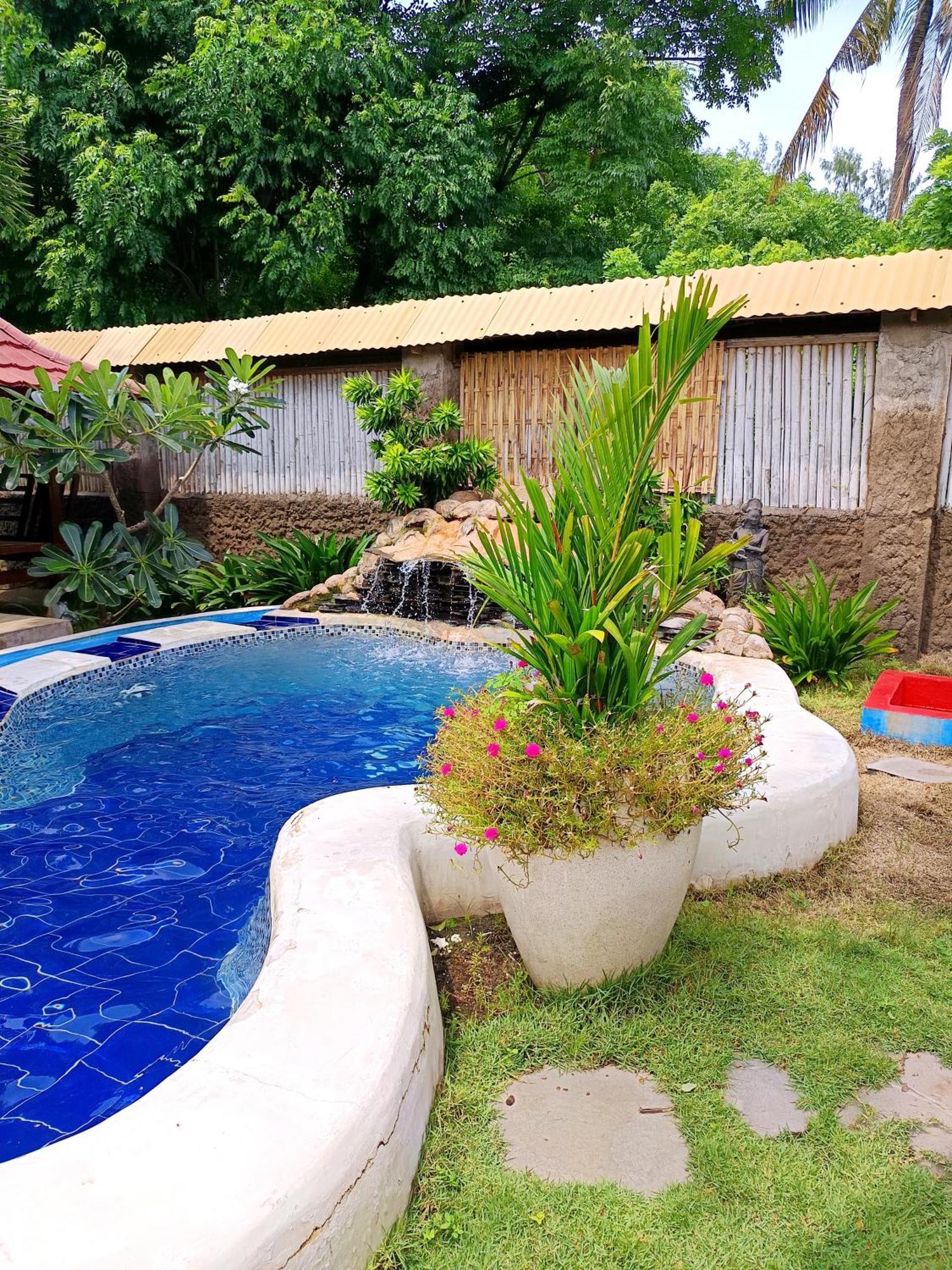Kampung Meno Bungalows Гили-Мено Экстерьер фото